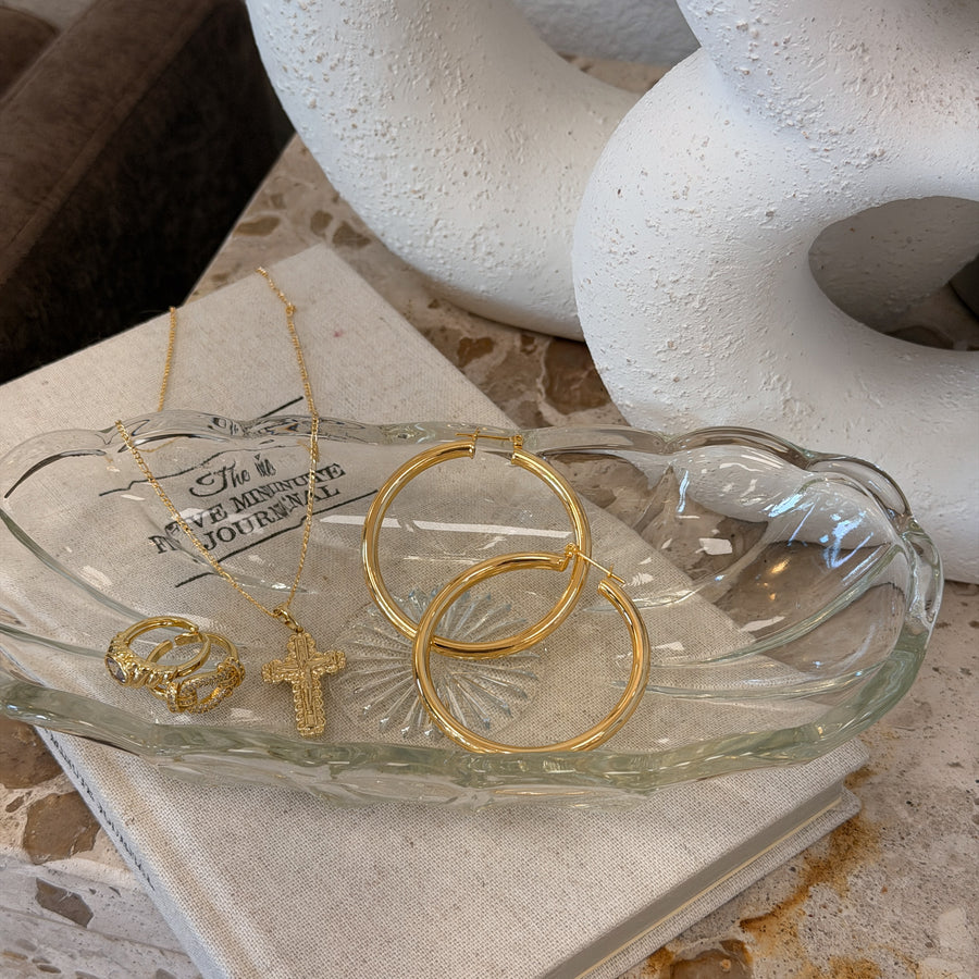 Elizabeth Ring