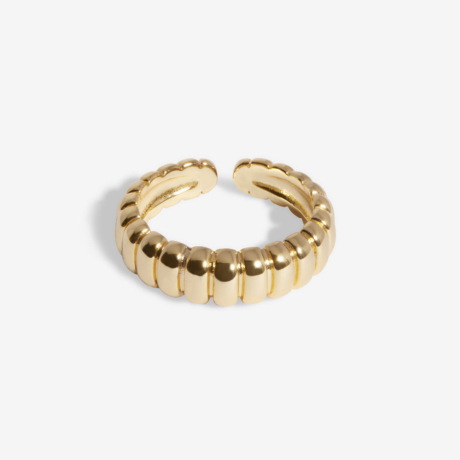 Croissant ring